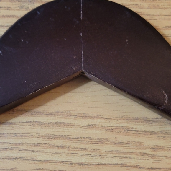 High Grade Cherry Wood Suit Hangers - Picture 8 of 10